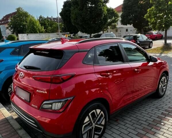 Червоний Хендай Kona Electric, об'ємом двигуна 0.06 л та пробігом 1 тис. км за 46900 $, фото 3 на Automoto.ua