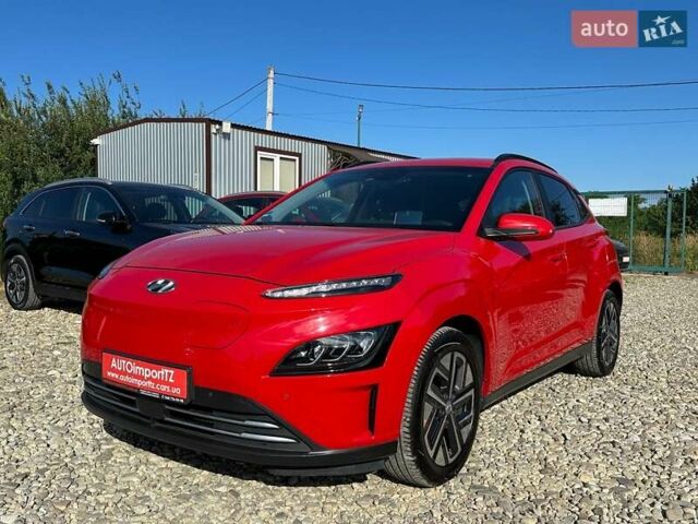 Красный Хендай Kona Electric, объемом двигателя 0 л и пробегом 86 тыс. км за 20600 $, фото 6 на Automoto.ua