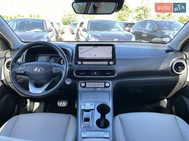 Червоний Хендай Kona Electric, об'ємом двигуна 0 л та пробігом 52 тис. км за 23200 $, фото 56 на Automoto.ua
