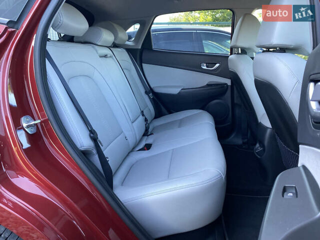 Червоний Хендай Kona Electric, об'ємом двигуна 0 л та пробігом 52 тис. км за 23200 $, фото 88 на Automoto.ua