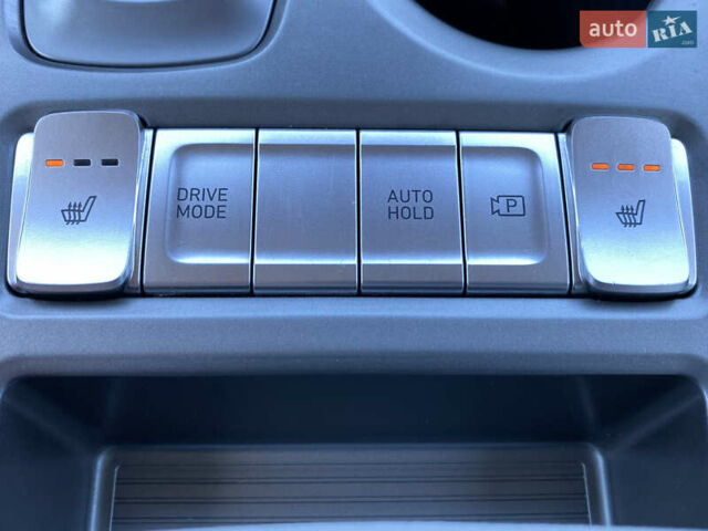 Червоний Хендай Kona Electric, об'ємом двигуна 0 л та пробігом 52 тис. км за 23200 $, фото 6 на Automoto.ua