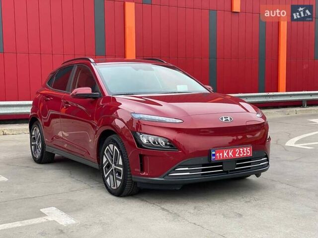 Красный Хендай Kona Electric, объемом двигателя 0 л и пробегом 67 тыс. км за 19999 $, фото 5 на Automoto.ua