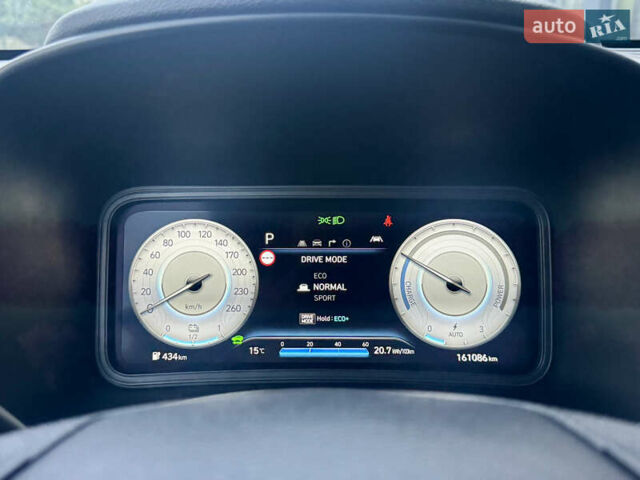 Красный Хендай Kona Electric, объемом двигателя 0 л и пробегом 161 тыс. км за 17999 $, фото 45 на Automoto.ua