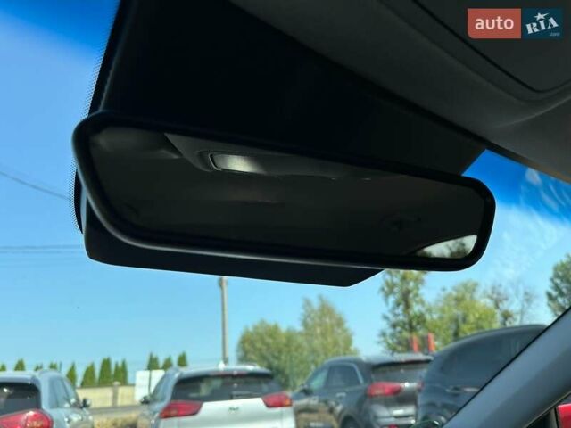 Красный Хендай Kona Electric, объемом двигателя 0 л и пробегом 113 тыс. км за 19900 $, фото 56 на Automoto.ua