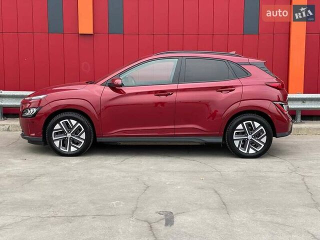 Красный Хендай Kona Electric, объемом двигателя 0 л и пробегом 67 тыс. км за 19999 $, фото 10 на Automoto.ua