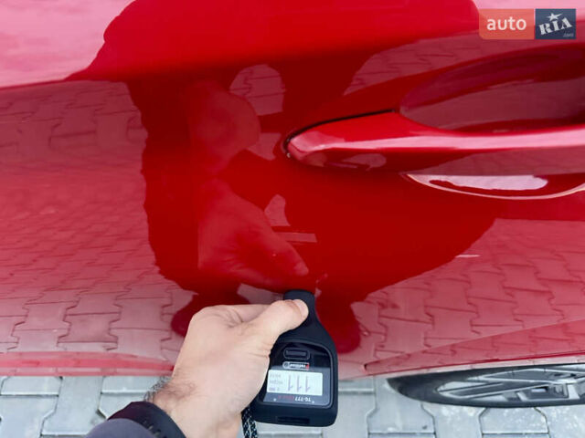 Красный Хендай Kona Electric, объемом двигателя 0 л и пробегом 161 тыс. км за 17999 $, фото 69 на Automoto.ua