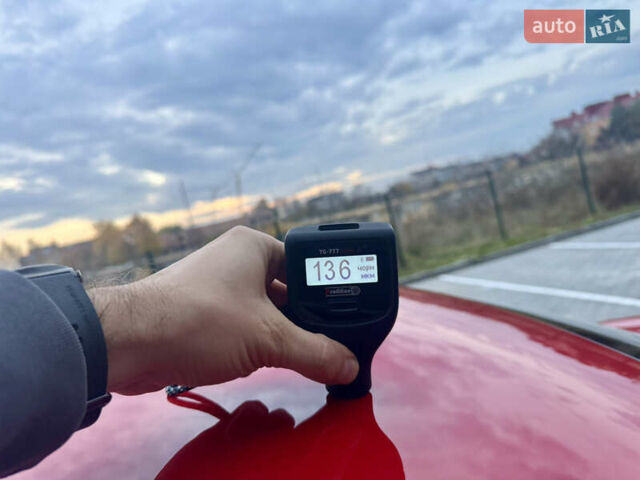 Красный Хендай Kona Electric, объемом двигателя 0 л и пробегом 161 тыс. км за 17999 $, фото 62 на Automoto.ua