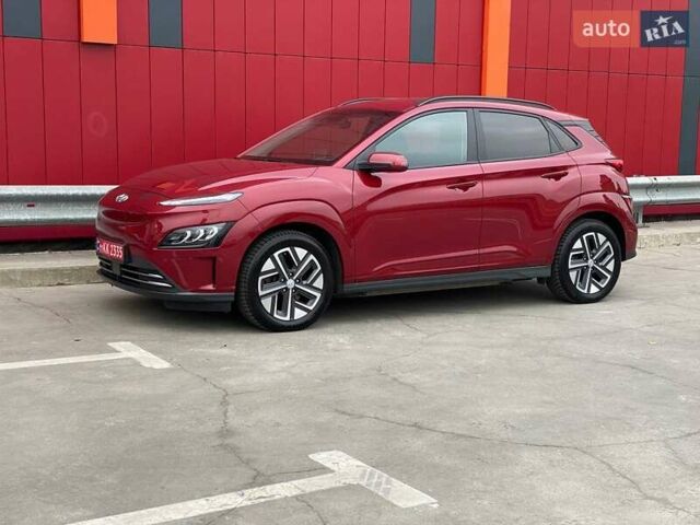 Красный Хендай Kona Electric, объемом двигателя 0 л и пробегом 67 тыс. км за 19999 $, фото 9 на Automoto.ua