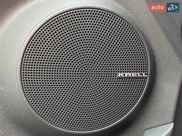 Красный Хендай Kona Electric, объемом двигателя 0 л и пробегом 67 тыс. км за 19999 $, фото 24 на Automoto.ua