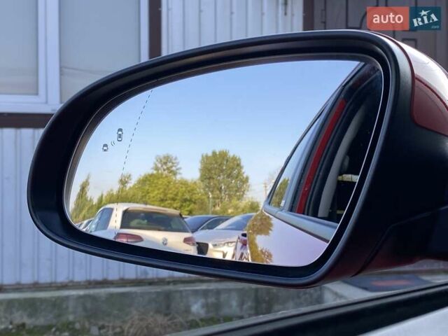 Красный Хендай Kona Electric, объемом двигателя 0 л и пробегом 105 тыс. км за 20500 $, фото 59 на Automoto.ua