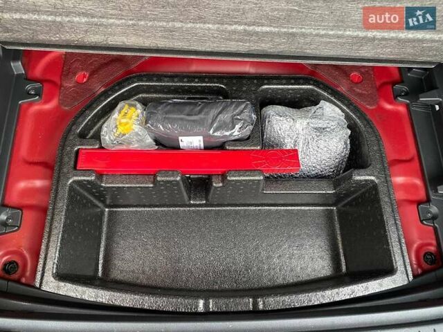 Красный Хендай Kona Electric, объемом двигателя 0 л и пробегом 67 тыс. км за 19999 $, фото 26 на Automoto.ua