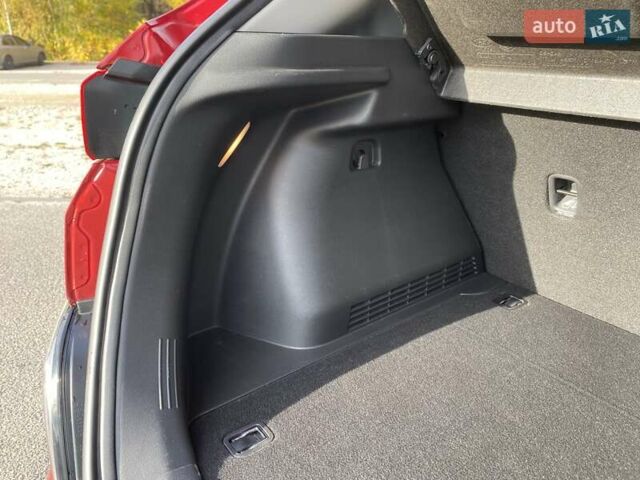 Червоний Хендай Kona Electric, об'ємом двигуна 0 л та пробігом 22 тис. км за 23700 $, фото 61 на Automoto.ua