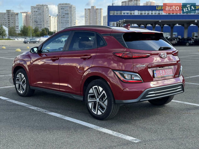 Красный Хендай Kona Electric, объемом двигателя 0 л и пробегом 53 тыс. км за 16900 $, фото 7 на Automoto.ua