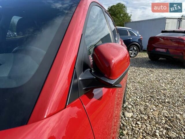 Красный Хендай Kona Electric, объемом двигателя 0 л и пробегом 117 тыс. км за 19200 $, фото 28 на Automoto.ua