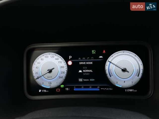 Красный Хендай Kona Electric, объемом двигателя 0 л и пробегом 117 тыс. км за 19200 $, фото 63 на Automoto.ua