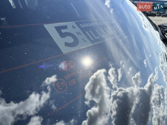 Красный Хендай Kona Electric, объемом двигателя 0 л и пробегом 53 тыс. км за 16900 $, фото 59 на Automoto.ua