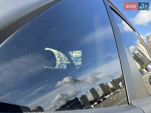 Красный Хендай Kona Electric, объемом двигателя 0 л и пробегом 53 тыс. км за 16900 $, фото 58 на Automoto.ua