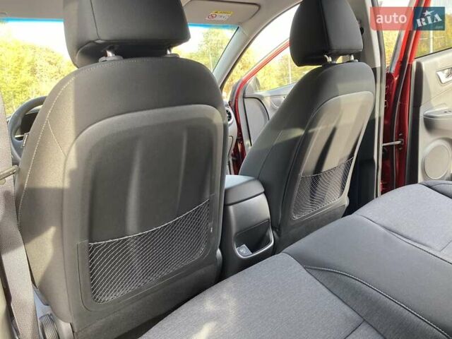 Червоний Хендай Kona Electric, об'ємом двигуна 0 л та пробігом 22 тис. км за 23700 $, фото 59 на Automoto.ua