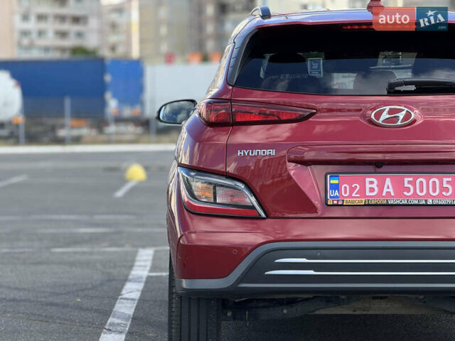 Красный Хендай Kona Electric, объемом двигателя 0 л и пробегом 53 тыс. км за 16900 $, фото 14 на Automoto.ua