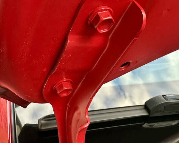 Красный Хендай Kona Electric, объемом двигателя 0 л и пробегом 84 тыс. км за 16950 $, фото 55 на Automoto.ua