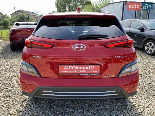 Красный Хендай Kona Electric, объемом двигателя 0 л и пробегом 117 тыс. км за 19200 $, фото 13 на Automoto.ua
