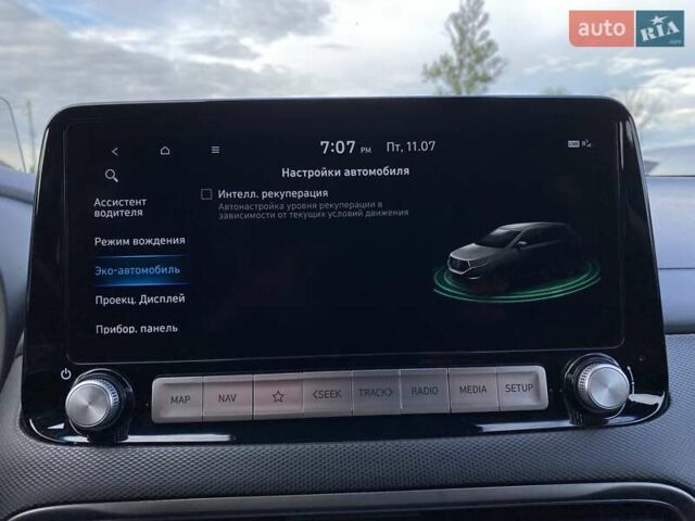 Красный Хендай Kona Electric, объемом двигателя 0 л и пробегом 117 тыс. км за 19200 $, фото 58 на Automoto.ua