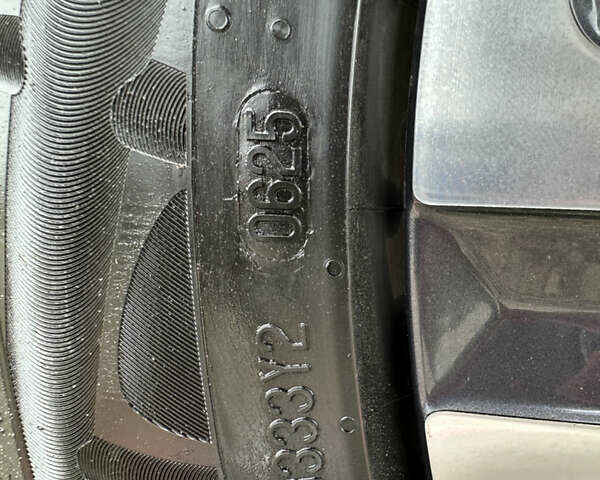 Красный Хендай Kona Electric, объемом двигателя 0 л и пробегом 86 тыс. км за 20600 $, фото 20 на Automoto.ua
