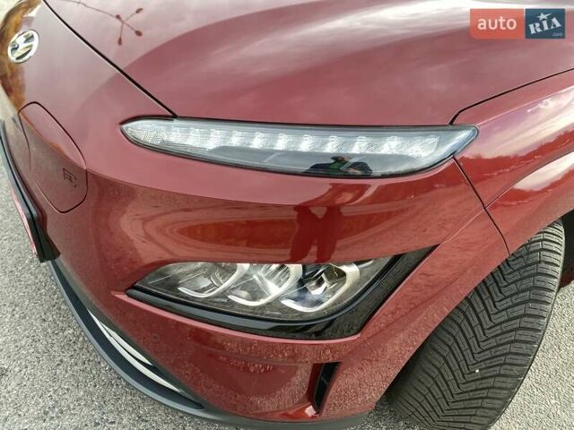 Червоний Хендай Kona Electric, об'ємом двигуна 0 л та пробігом 22 тис. км за 23700 $, фото 12 на Automoto.ua