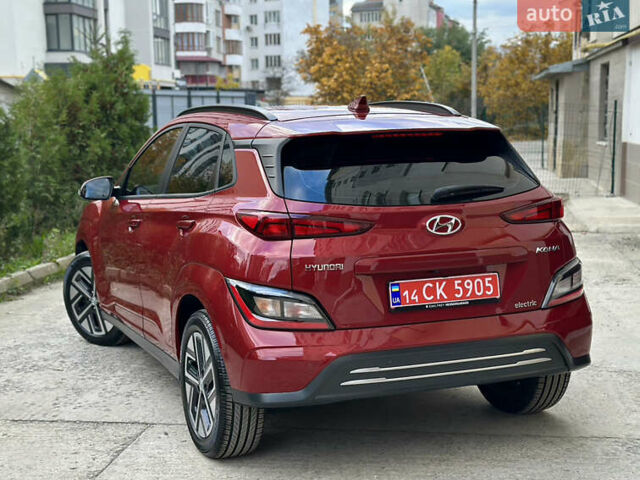 Красный Хендай Kona Electric, объемом двигателя 0 л и пробегом 84 тыс. км за 16950 $, фото 24 на Automoto.ua