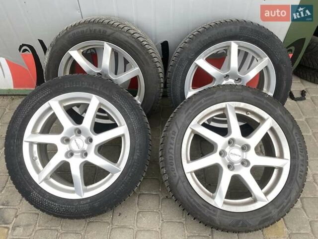 Красный Хендай Kona Electric, объемом двигателя 0 л и пробегом 117 тыс. км за 19200 $, фото 8 на Automoto.ua