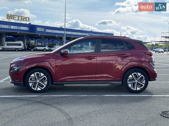 Красный Хендай Kona Electric, объемом двигателя 0 л и пробегом 53 тыс. км за 16900 $, фото 6 на Automoto.ua