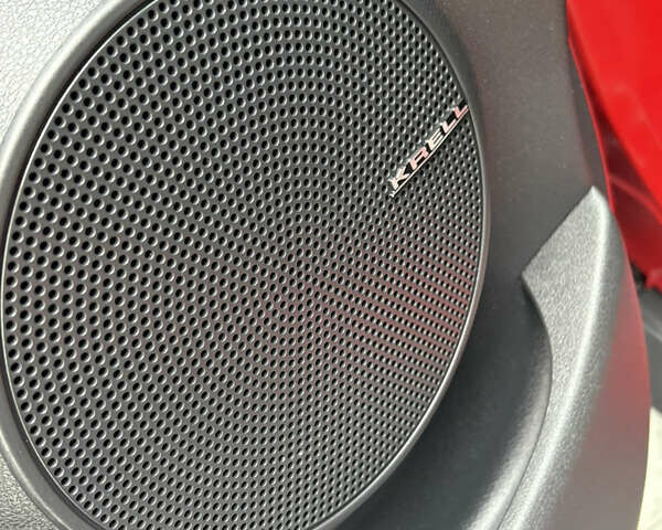 Красный Хендай Kona Electric, объемом двигателя 0 л и пробегом 89 тыс. км за 19799 $, фото 39 на Automoto.ua