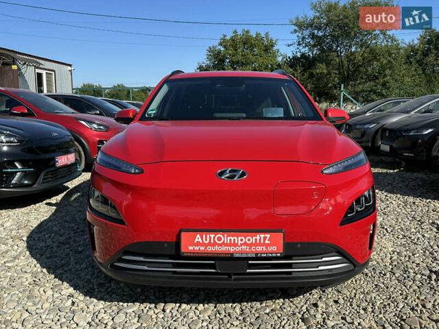 Красный Хендай Kona Electric, объемом двигателя 0 л и пробегом 86 тыс. км за 20600 $, фото 14 на Automoto.ua