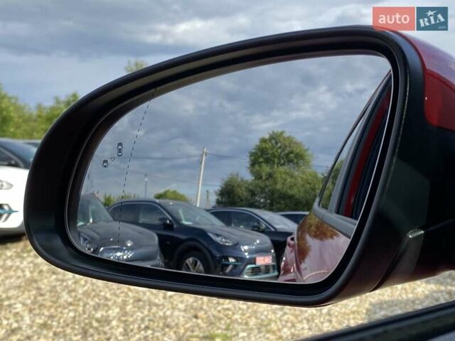 Красный Хендай Kona Electric, объемом двигателя 0 л и пробегом 117 тыс. км за 19200 $, фото 49 на Automoto.ua