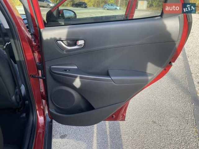 Червоний Хендай Kona Electric, об'ємом двигуна 0 л та пробігом 22 тис. км за 23700 $, фото 34 на Automoto.ua