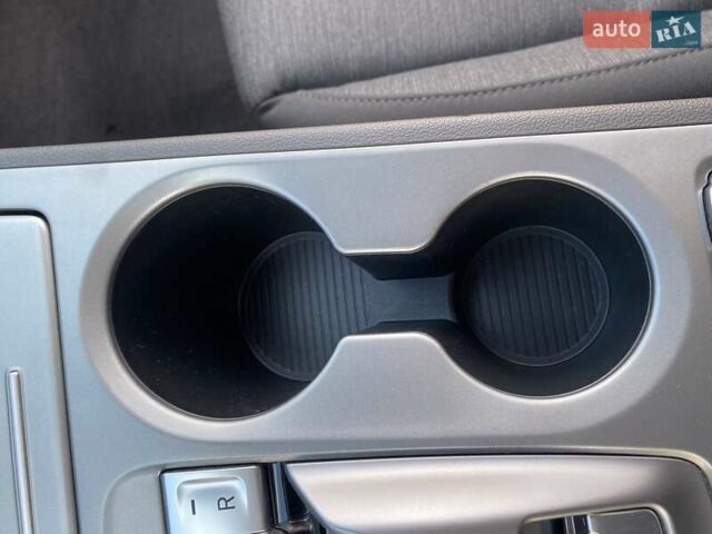 Червоний Хендай Kona Electric, об'ємом двигуна 0 л та пробігом 22 тис. км за 23700 $, фото 52 на Automoto.ua