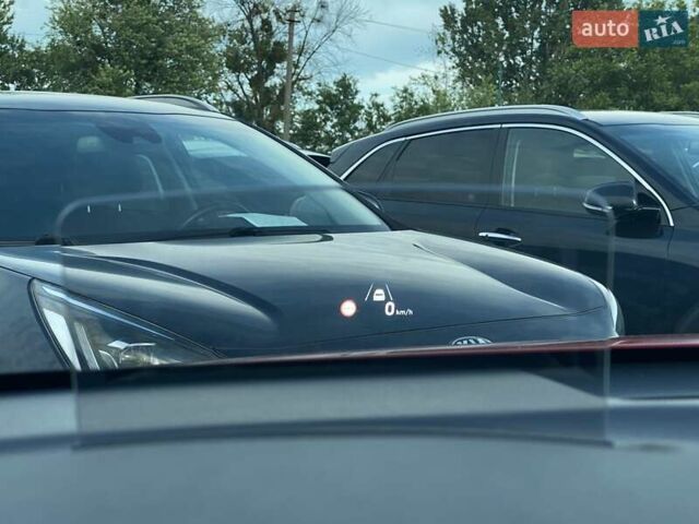 Красный Хендай Kona Electric, объемом двигателя 0 л и пробегом 117 тыс. км за 19200 $, фото 7 на Automoto.ua