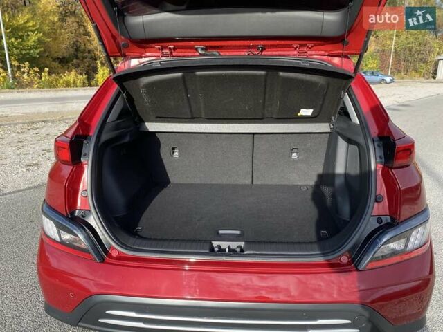 Червоний Хендай Kona Electric, об'ємом двигуна 0 л та пробігом 22 тис. км за 23700 $, фото 10 на Automoto.ua