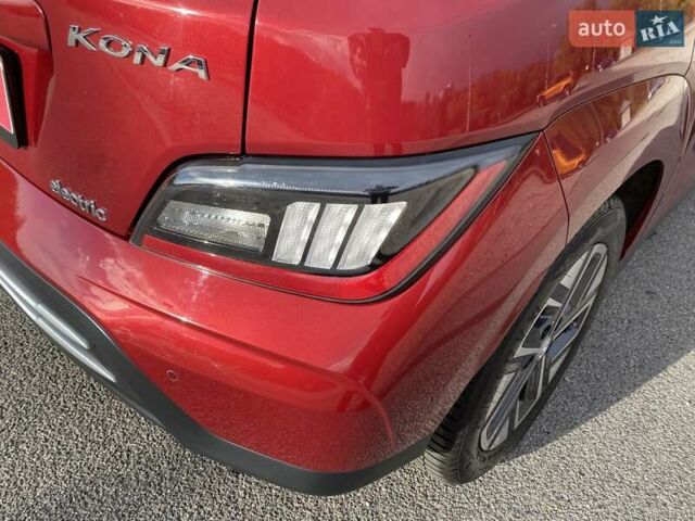 Червоний Хендай Kona Electric, об'ємом двигуна 0 л та пробігом 22 тис. км за 23700 $, фото 14 на Automoto.ua