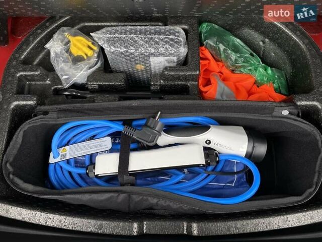 Червоний Хендай Kona Electric, об'ємом двигуна 0 л та пробігом 111 тис. км за 20700 $, фото 72 на Automoto.ua