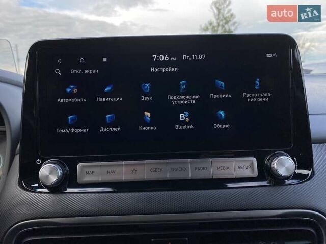 Красный Хендай Kona Electric, объемом двигателя 0 л и пробегом 117 тыс. км за 19200 $, фото 54 на Automoto.ua