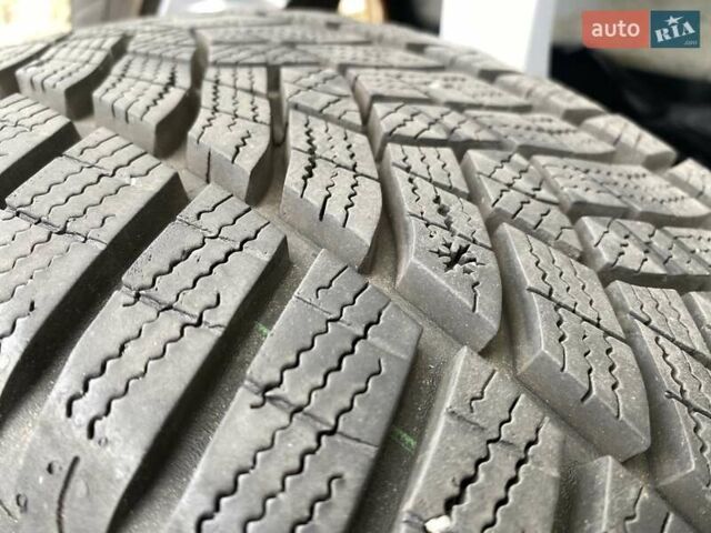 Червоний Хендай Kona Electric, об'ємом двигуна 0 л та пробігом 111 тис. км за 20700 $, фото 12 на Automoto.ua