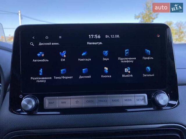 Красный Хендай Kona Electric, объемом двигателя 0 л и пробегом 113 тыс. км за 19950 $, фото 57 на Automoto.ua