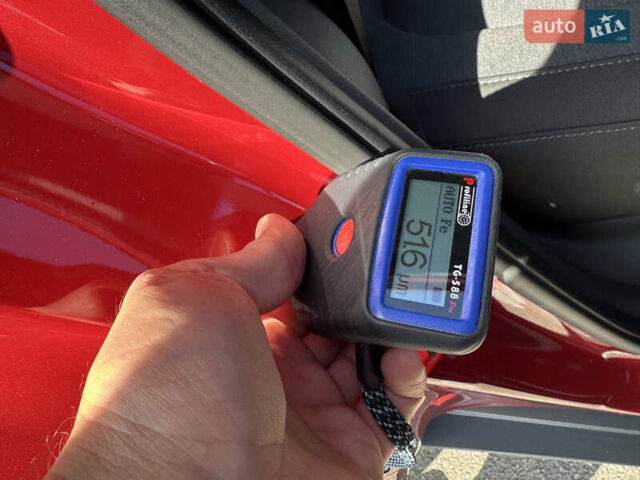 Красный Хендай Kona Electric, объемом двигателя 0 л и пробегом 53 тыс. км за 16900 $, фото 53 на Automoto.ua