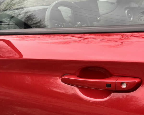 Красный Хендай Kona Electric, объемом двигателя 0 л и пробегом 87 тыс. км за 18500 $, фото 25 на Automoto.ua