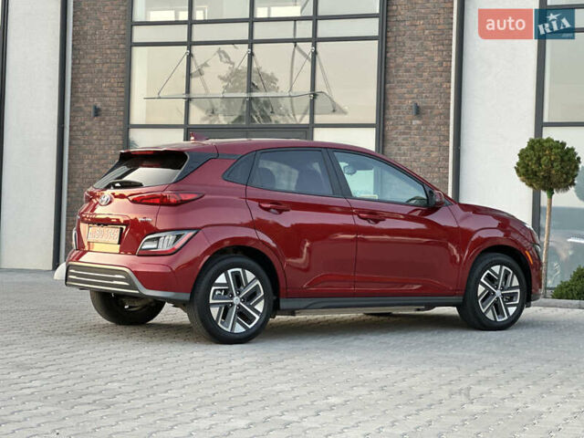 Красный Хендай Kona Electric, объемом двигателя 0 л и пробегом 41 тыс. км за 20000 $, фото 7 на Automoto.ua