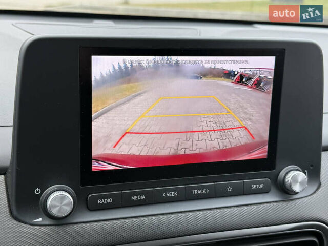 Красный Хендай Kona Electric, объемом двигателя 0 л и пробегом 17 тыс. км за 16999 $, фото 26 на Automoto.ua