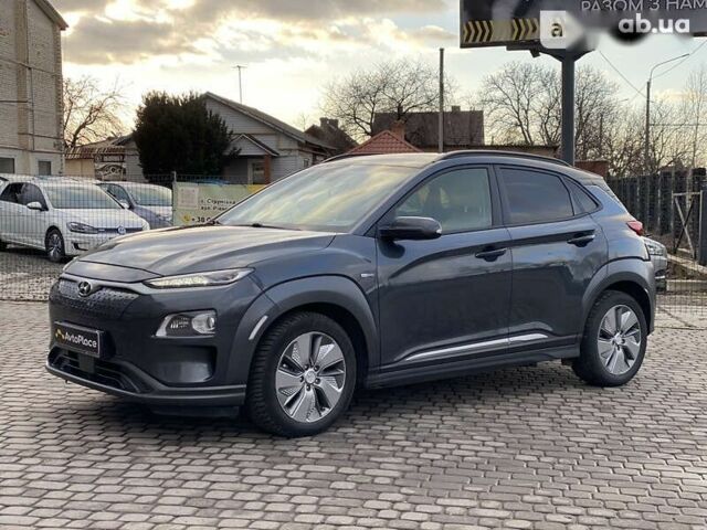 Хендай Kona Electric, объемом двигателя 0 л и пробегом 122 тыс. км за 20800 $, фото 16 на Automoto.ua