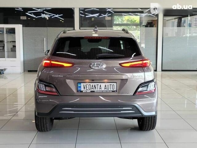 Хендай Kona Electric, объемом двигателя 0 л и пробегом 2 тыс. км за 35300 $, фото 4 на Automoto.ua