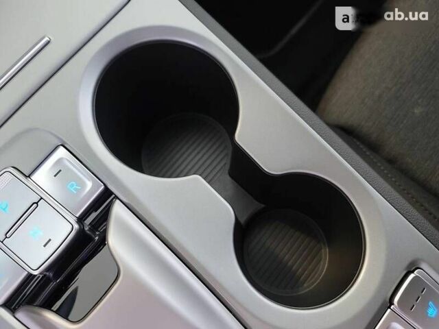 Хендай Kona Electric, объемом двигателя 0 л и пробегом 2 тыс. км за 35300 $, фото 27 на Automoto.ua